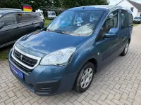 Gebraucht Peugeot TePee Active 99 PS (72 kW) 2015 Blau Van / Kleinbus