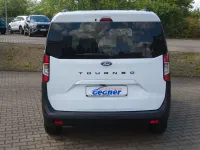 Gebraucht Ford Tourneo Courier Titanium 125 PS (91 kW) 2024 Weiß Van / Kleinbus