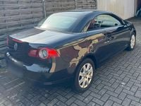 Gebraucht VW Eos Exclusive 140 PS (102 kW) 2010 Schwarz Cabrio