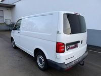 Gebraucht VW Transporter 150 PS (110 kW) 2018 Weiß Van