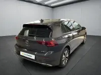 Gebraucht VW Golf VIII 116 PS (85 kW) 2025 Grau Kleinwagen