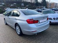 gebraucht BMW 320 320 Baureihe 3 Lim. i NAVI*PDC*LED*XENON*TEMP