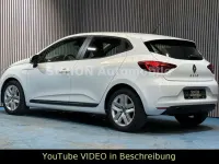 Gebraucht Renault Clio V Zen 67 PS (49 kW) 2021 Weiß Kleinwagen