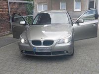 Gebraucht BMW 520 170 PS (125 kW) 2005 Gold Limousine