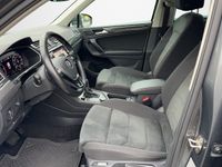 gebraucht VW Tiguan Highline 4Motion 2.0 TDI AHK 8fach Navi Klimaauto