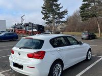 Gebraucht BMW 116 Advantage 116 PS (85 kW) 2016 Weiß Kleinwagen
