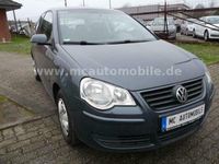 Gebraucht VW Polo Comfortline 54 PS (39 kW) 2006 Blau metallic Kleinwagen