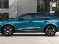 Neu Audi Q3 Sportback Advanced 204 PS (150 kW) 2026 Malpeloblau metallic SUV