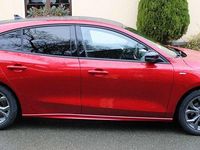 Gebraucht Ford Focus ST-Line 125 PS (91 kW) 2023 Fantastic red Limousine