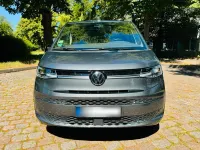 Gebraucht VW Multivan Life 150 PS (110 kW) 2023 Grau Van / Kleinbus