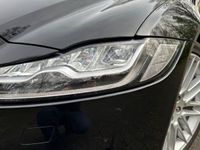 gebraucht Jaguar XF 30d R-Sport 8 fach 20/18 ZOLL AHK LED LEDER