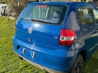 Usata VW Fox 75 CV (55 kW) 2004 Blu Utilitaria