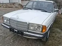 Gebraucht Mercedes E200 109 PS (80 kW) 1982 Weiss Limousine