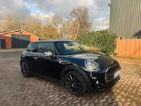 Second-hand Mini ONE 102 CP (75 kW) 2017 Negru Hatchback
