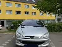 Gebraucht Peugeot 206 CC 113 PS (83 kW) 2005 Silber Cabrio