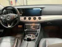 Gebraucht Mercedes E350 Avantgarde 258 PS (189 kW) 2018 Blau Limousine