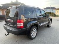 Gebraucht Jeep Cherokee Limited 177 PS (130 kW) 2010 Schwarz SUV