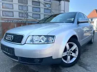 Usata Audi A4 102 CV (75 kW) 2003 Argento Berlina
