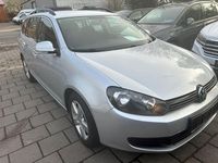 Gebraucht VW Golf VI Comfortline 122 PS (89 kW) 2011 Silber Kleinwagen