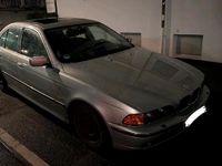Gebraucht BMW 523 170 PS (125 kW) 1998 Silber Limousine