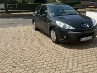 Gebraucht Peugeot 206 60 PS (44 kW) 2009 Schwarz Limousine