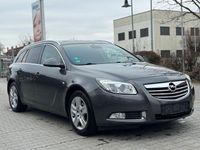 Gebraucht Opel Insignia Edition 140 PS (102 kW) 2009 Grau Kombi