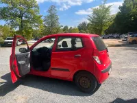 Gebraucht Hyundai i10 79 PS (58 kW) 2009 Rot Kleinwagen