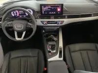 Używany Audi A4 Ambiente 204 KM (150 kW) 2023 Srebrny Kombi