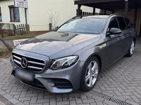 Gebraucht Mercedes E220 AMG 194 PS (142 kW) 2016 Grau Kombi
