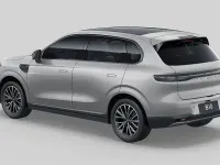 Neu Leapmotor B10 160 kW (218 PS) 2026 Grau SUV