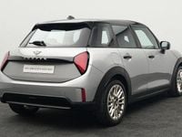 Gebraucht Mini Cooper Favoured 156 PS (114 kW) 2024 Silber Kleinwagen