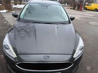 Gebraucht Ford Focus Titanium 182 PS (133 kW) 2018 Grau Kombi