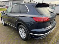 Gebraucht VW Touareg Elegance 286 PS (210 kW) 2023 Blau SUV