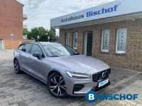 Gebraucht Volvo V60 145 PS (106 kW) 2025 Kombi