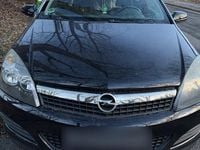 Gebraucht Opel Astra GTC 90 PS (66 kW) 2008 Schwarz Coupé