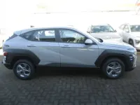 Neu Hyundai Kona Select 116 PS (85 kW) 2026 Grau SUV