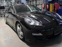 Second-hand Porsche Panamera 250 CP (183 kW) 2013 Negru Berlinǎ
