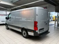 Gebraucht Mercedes Sprinter 143 PS (105 kW) 2018 Silber Van