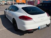 Gebraucht Porsche Panamera 310 PS (228 kW) 2016 Weiß Kleinwagen