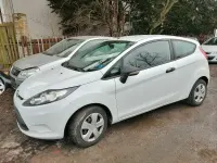 Używany Ford Fiesta 60 KM (44 kW) 2012 Biały Hatchback