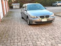 Gebraucht BMW 530 235 PS (172 kW) 2008 Silber Kombi