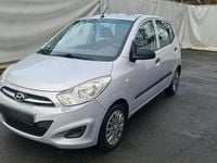 Gebraucht Hyundai i10 69 PS (50 kW) 2011 Silber Kleinwagen