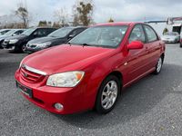 Usado Kia Cerato 143 CV (105 kW) 2005 Rojo Berlina