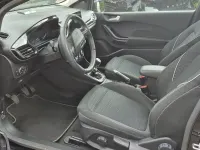 Gebraucht Ford Fiesta Titanium 101 PS (74 kW) 2018 Schwarz Kleinwagen