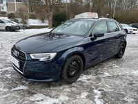 Gebraucht Audi A3 Sport 150 PS (110 kW) 2018 Blau Limousine