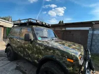 Second-hand Lada niva 83 CP (61 kW) 2002 Andere farben SUV