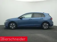Gebraucht VW Golf VIII Goal 150 PS (110 kW) 2025 Blau Limousine
