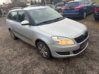 Gebraucht Skoda Fabia Ambiente 90 PS (66 kW) 2010 Silber Kombi