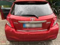 Gebraucht Toyota Yaris 90 PS (66 kW) 2012 Rot Kleinwagen