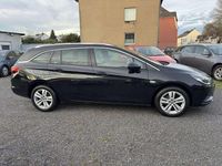 Gebraucht Opel Astra Dynamic 125 PS (91 kW) 2017 Schwarz Kombi